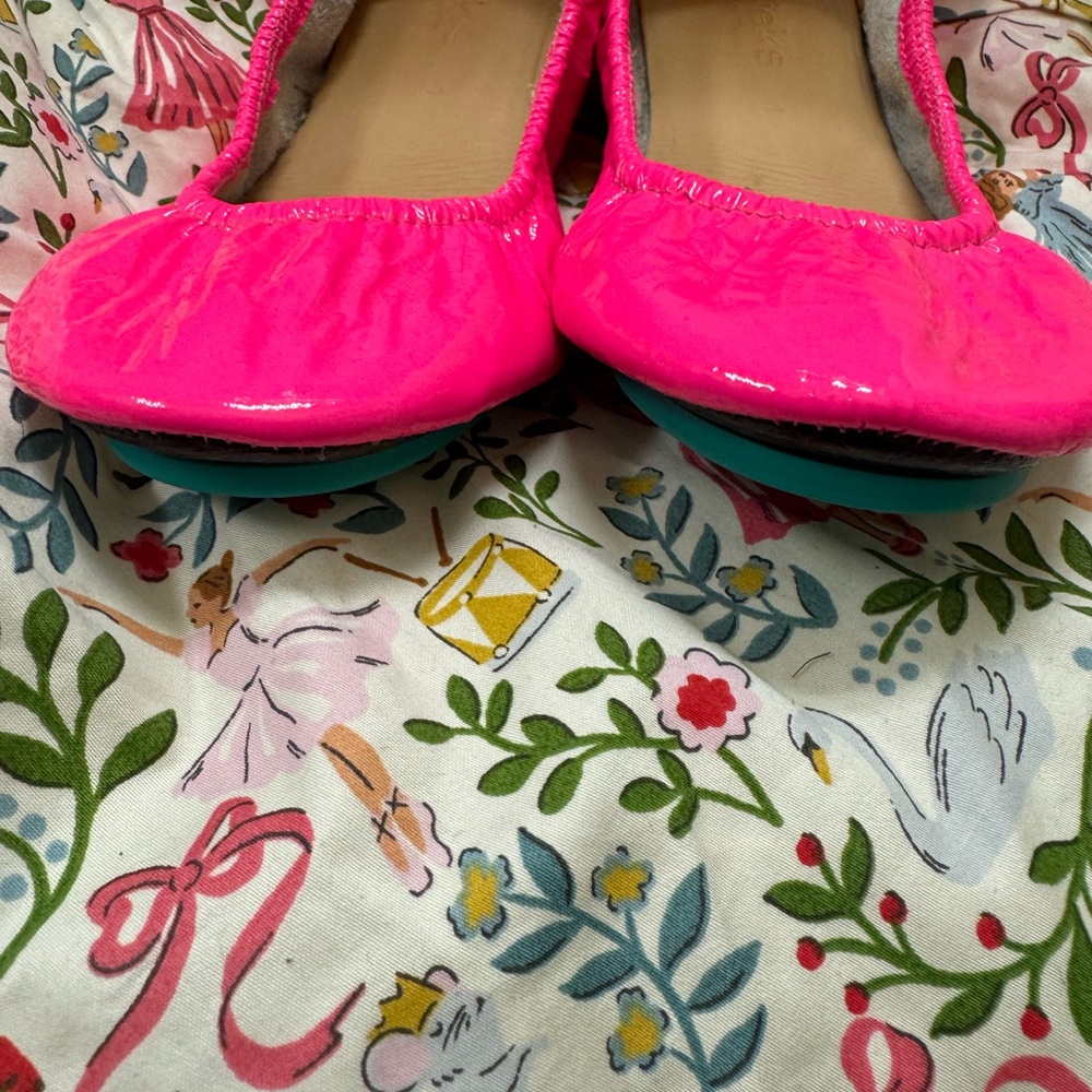 Little miss tieks in pop pink - Picture 3 of 5